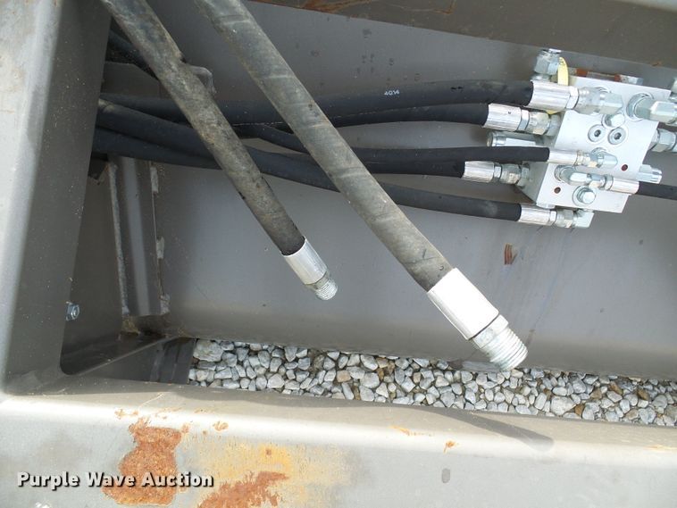 image for item DD1787 Wood Chuck bedding spreader