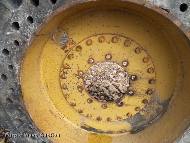 image for item DD1791 (4) Setco 17.5 x 25 solid tires