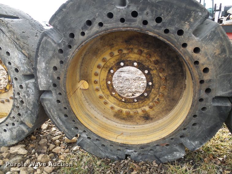 image for item DD1791 (4) Setco 17.5 x 25 solid tires