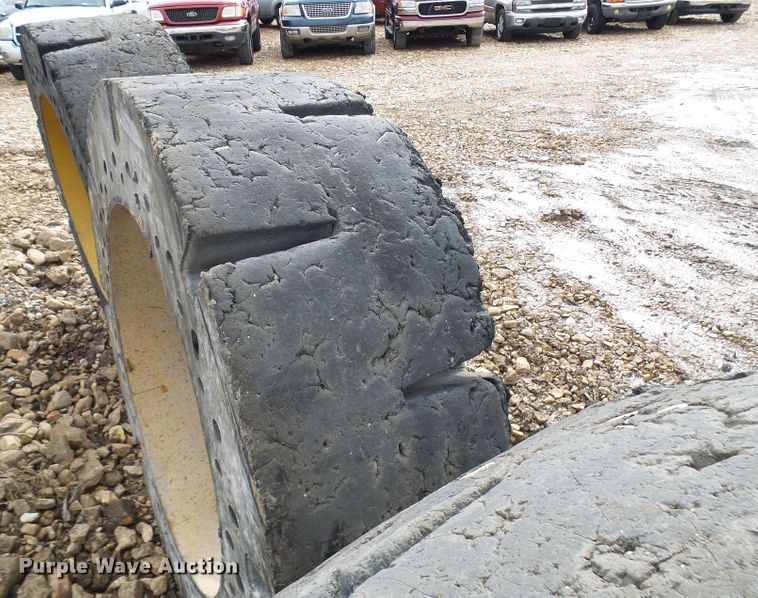 image for item DD1791 (4) Setco 17.5 x 25 solid tires