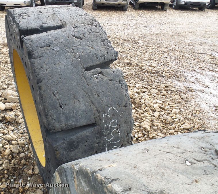 image for item DD1791 (4) Setco 17.5 x 25 solid tires