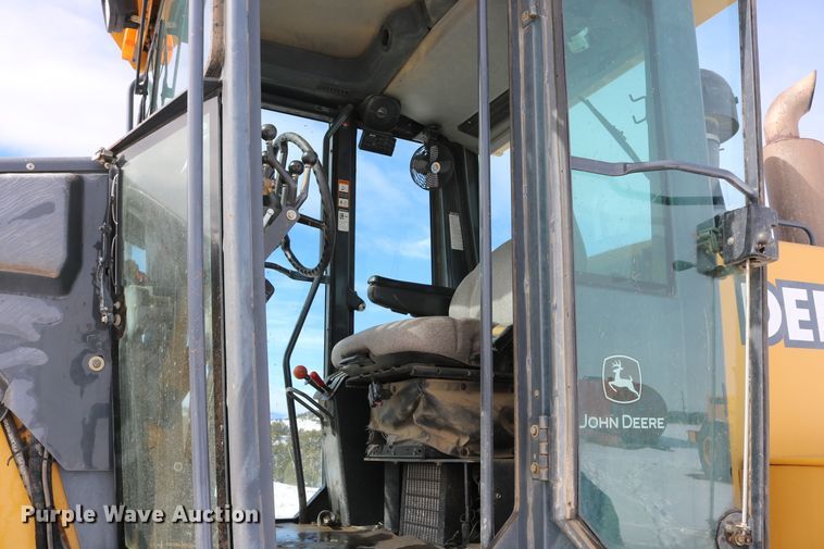 image for item DD6083 2002 John Deere 772CH Series II motor grader