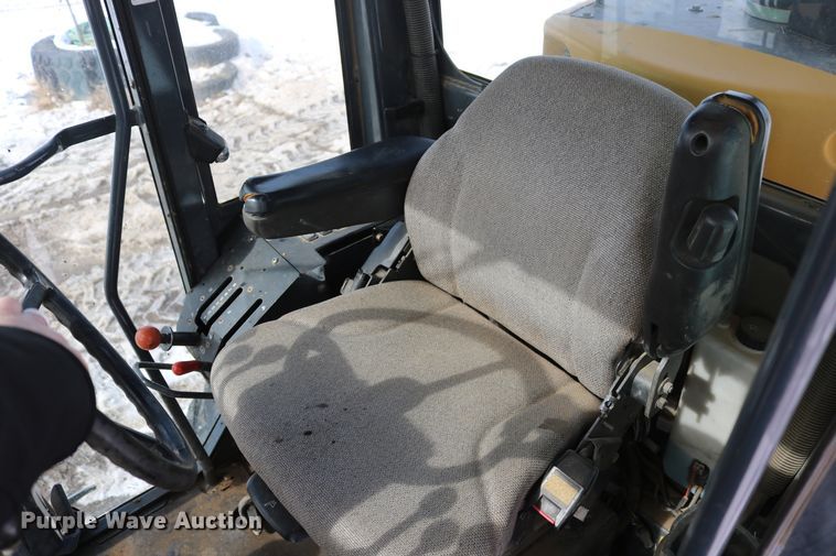 image for item DD6083 2002 John Deere 772CH Series II motor grader