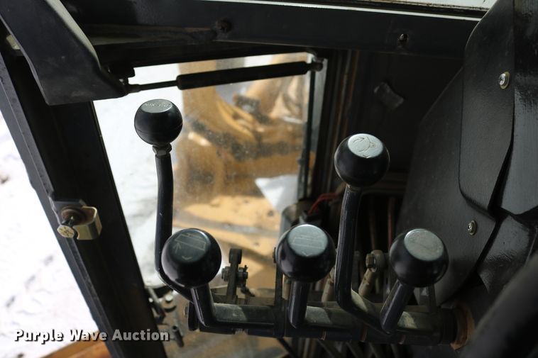 image for item DD6083 2002 John Deere 772CH Series II motor grader