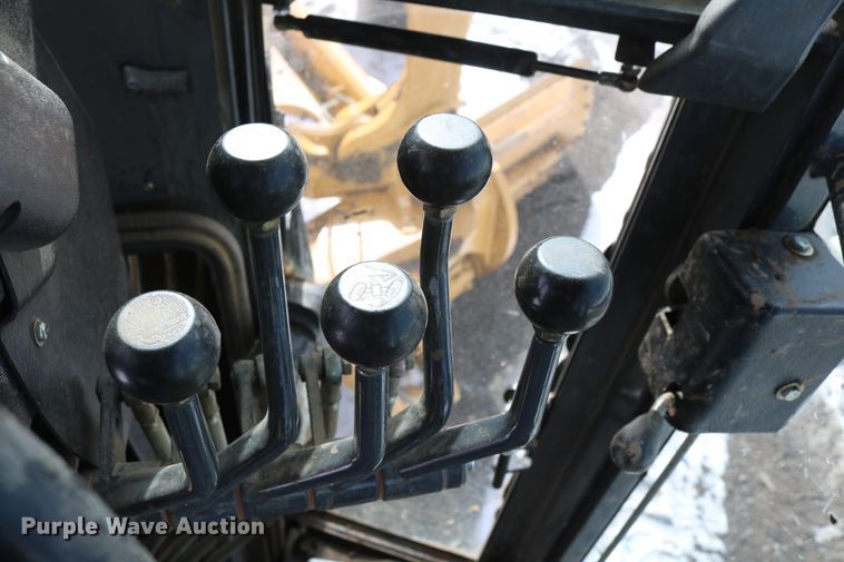 image for item DD6083 2002 John Deere 772CH Series II motor grader