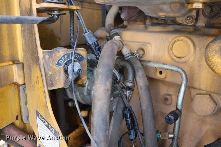 image for item DD6083 2002 John Deere 772CH Series II motor grader