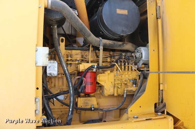 image for item DD6083 2002 John Deere 772CH Series II motor grader