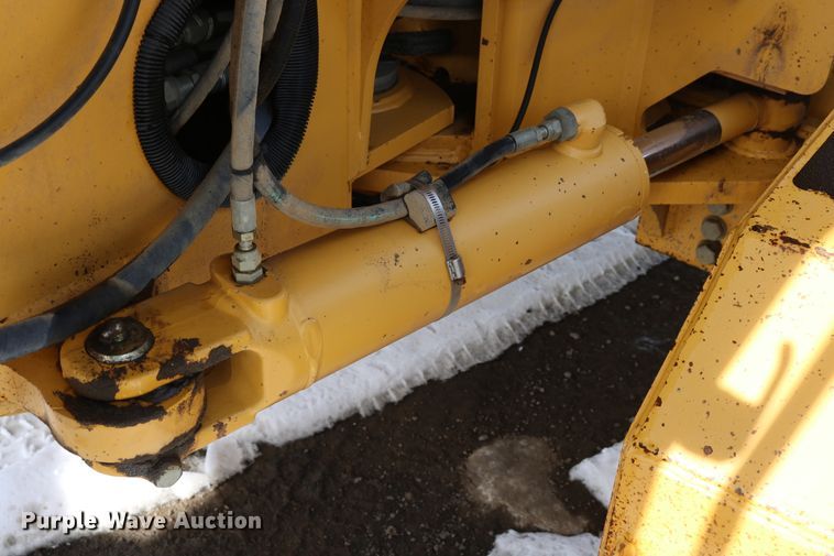 image for item DD6083 2002 John Deere 772CH Series II motor grader