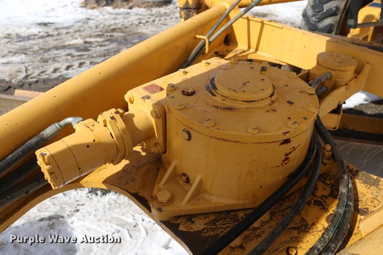 image for item DD6083 2002 John Deere 772CH Series II motor grader