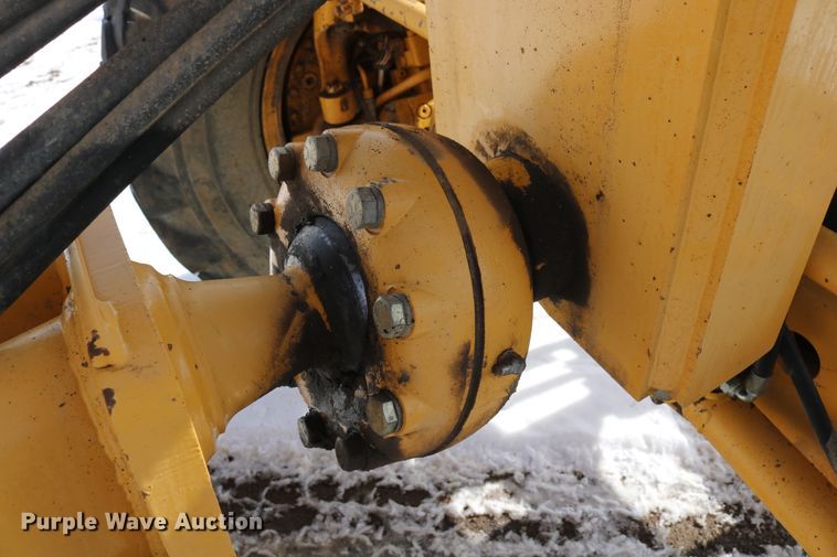 image for item DD6083 2002 John Deere 772CH Series II motor grader