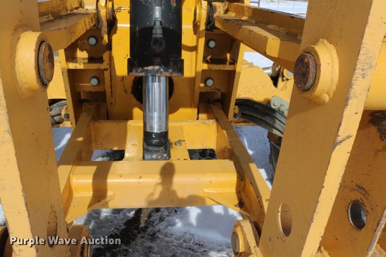 image for item DD6083 2002 John Deere 772CH Series II motor grader