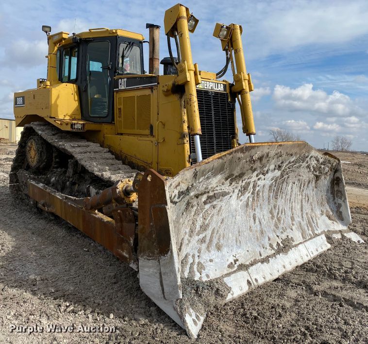 image for item DF6649 2000 Caterpillar D8R dozer