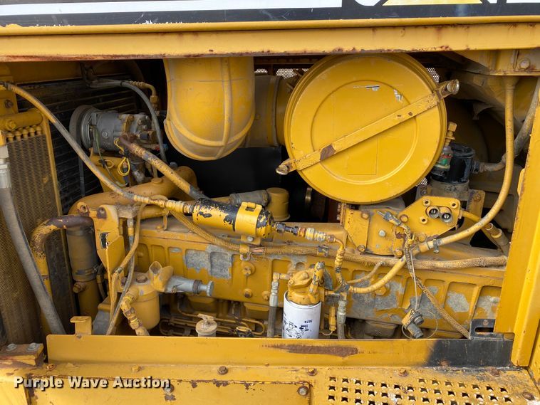 image for item DF6649 2000 Caterpillar D8R dozer