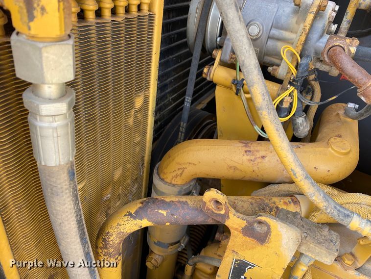 image for item DF6649 2000 Caterpillar D8R dozer