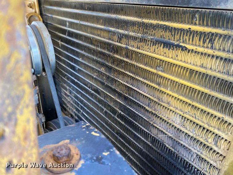 image for item DF6649 2000 Caterpillar D8R dozer