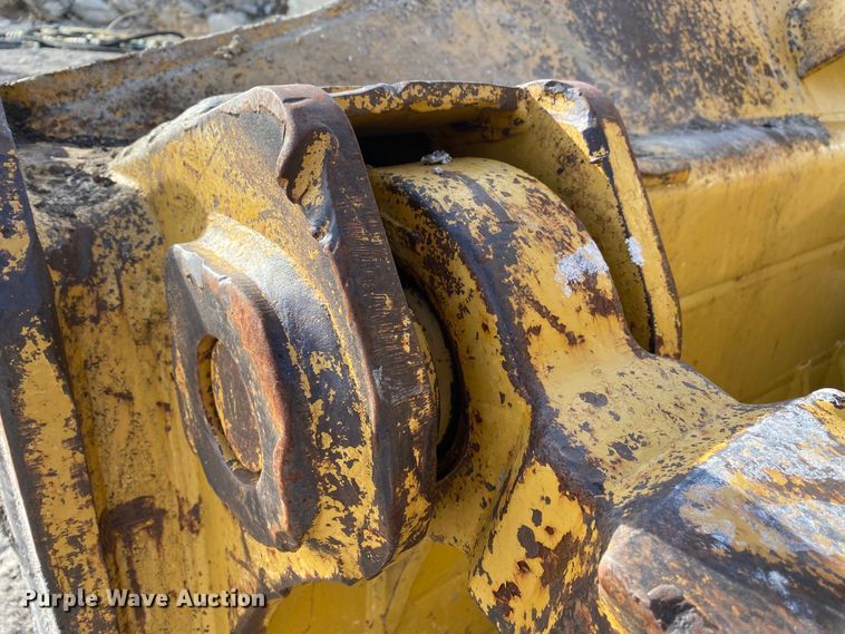 image for item DF6649 2000 Caterpillar D8R dozer
