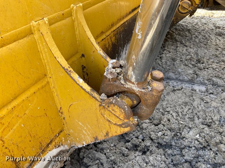 image for item DF6649 2000 Caterpillar D8R dozer