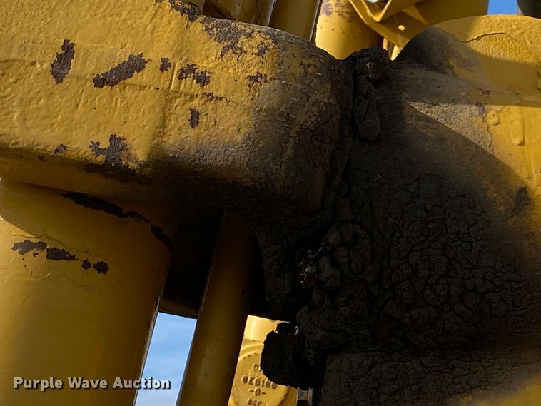 image for item DF6649 2000 Caterpillar D8R dozer