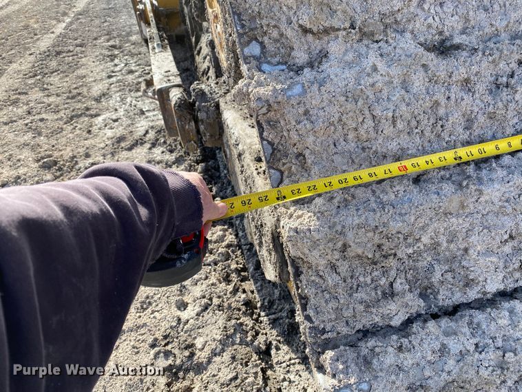 image for item DF6649 2000 Caterpillar D8R dozer