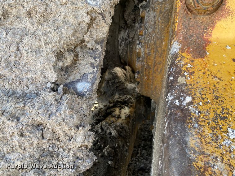 image for item DF6649 2000 Caterpillar D8R dozer