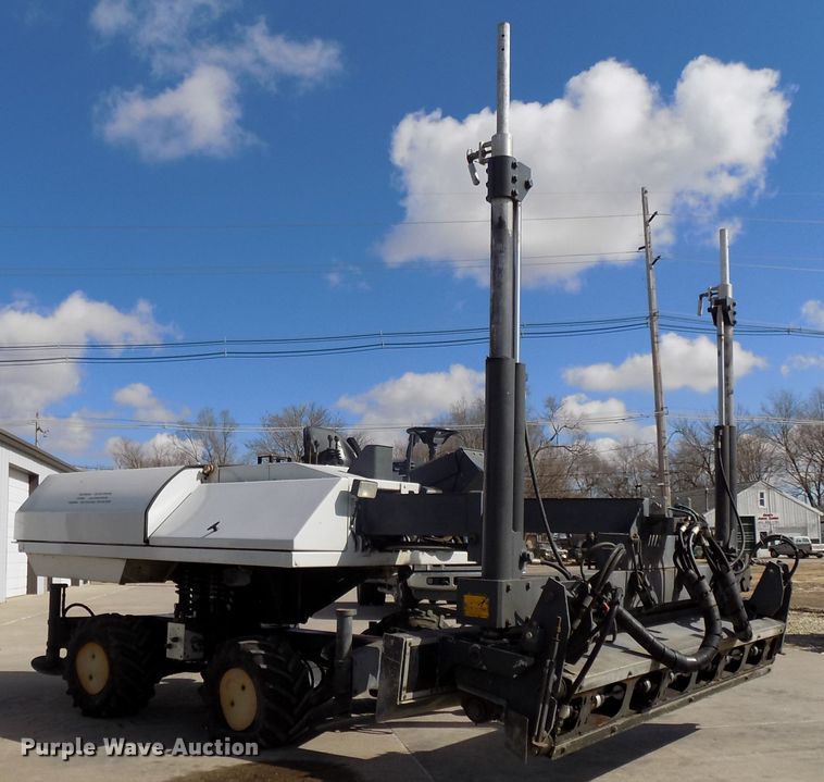 image for item DG2518 1999 Somero S100 laser screed