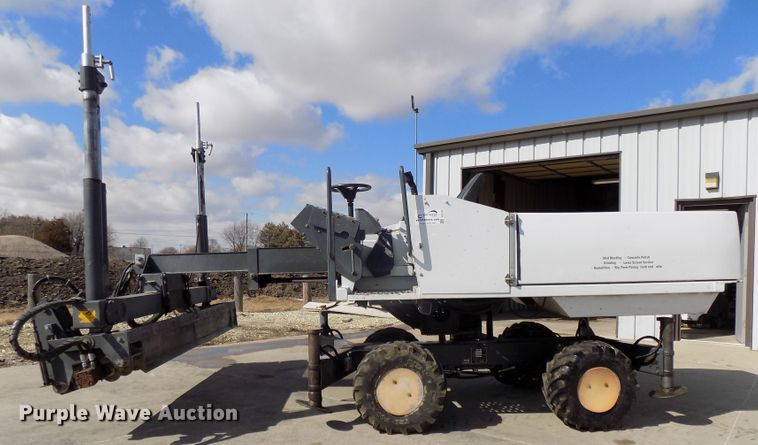 image for item DG2518 1999 Somero S100 laser screed