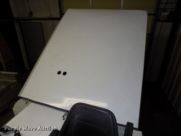 image for item DG2518 1999 Somero S100 laser screed