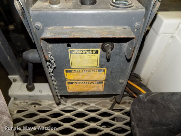 image for item DG2518 1999 Somero S100 laser screed