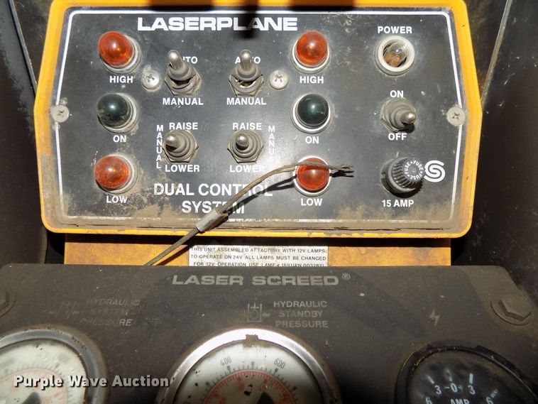 image for item DG2518 1999 Somero S100 laser screed