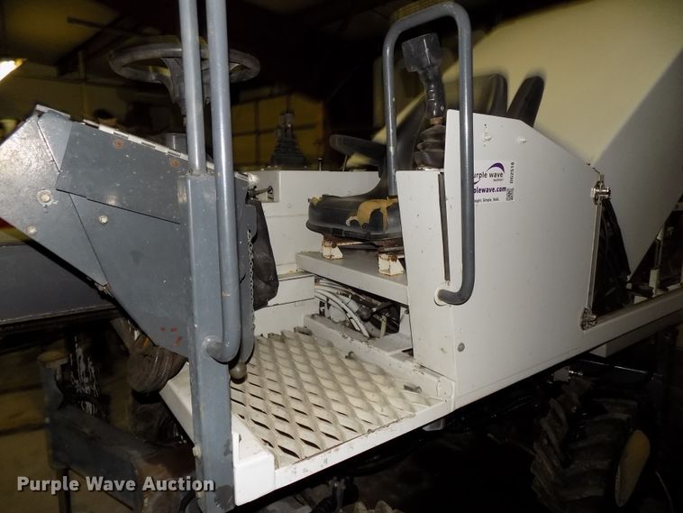 image for item DG2518 1999 Somero S100 laser screed