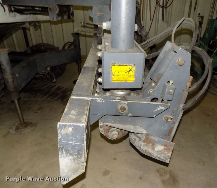 image for item DG2518 1999 Somero S100 laser screed