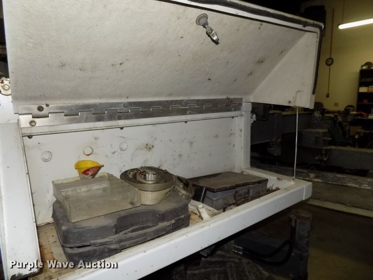 image for item DG2518 1999 Somero S100 laser screed