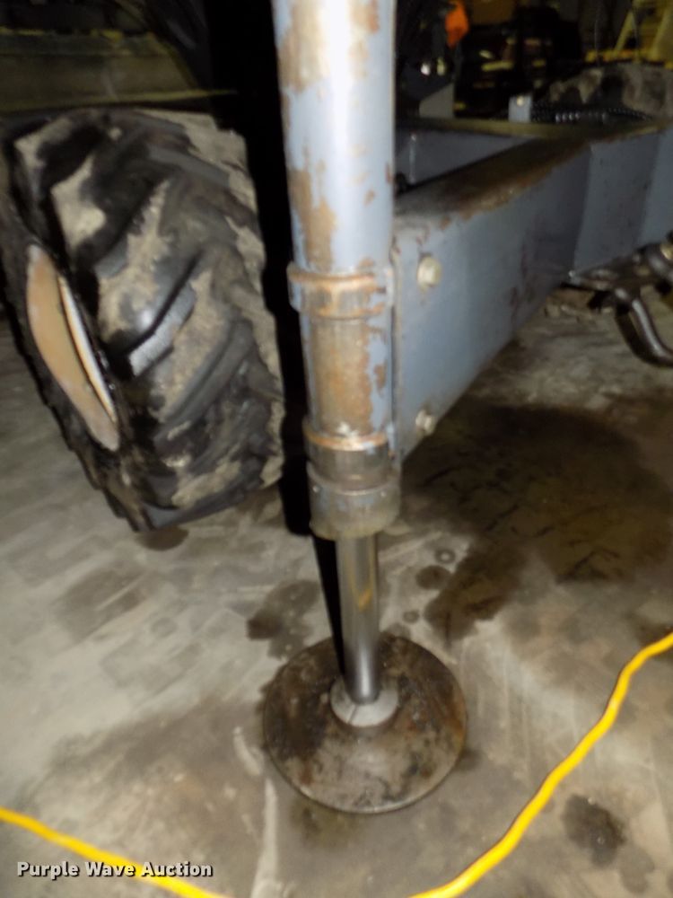 image for item DG2518 1999 Somero S100 laser screed