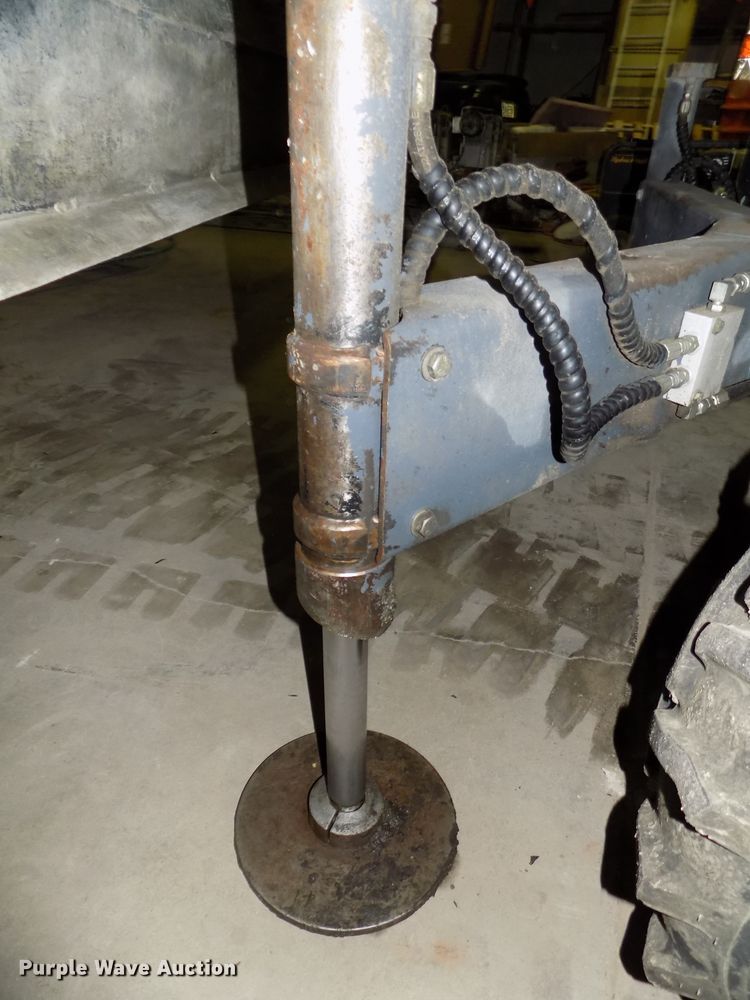 image for item DG2518 1999 Somero S100 laser screed