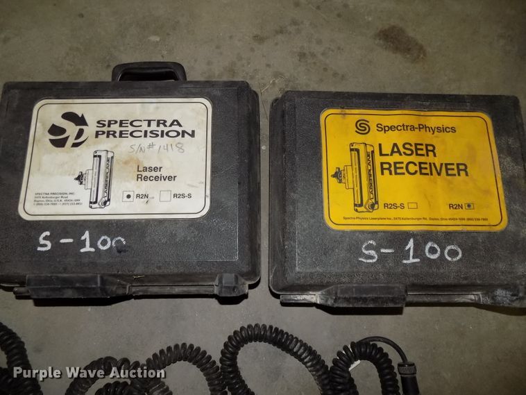 image for item DG2518 1999 Somero S100 laser screed
