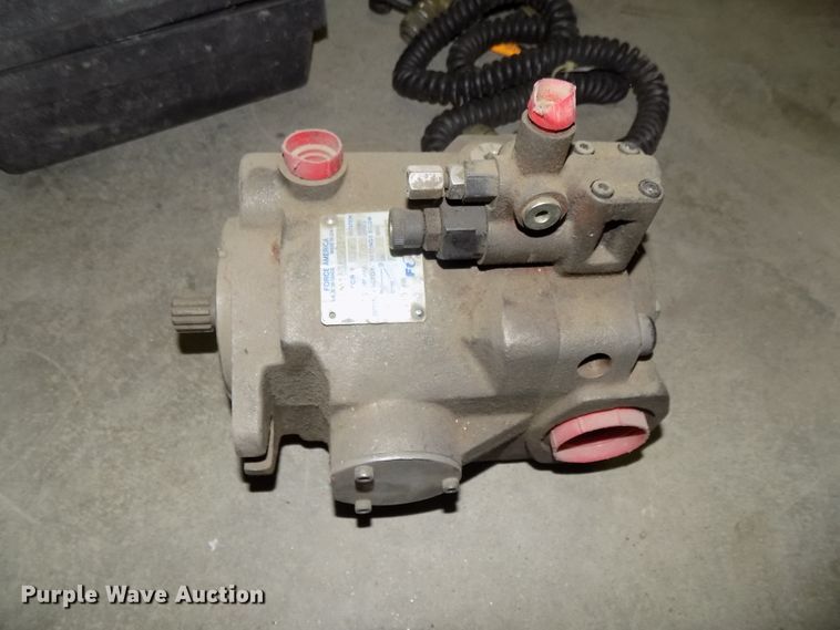 image for item DG2518 1999 Somero S100 laser screed