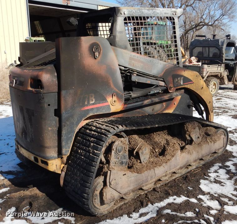 image for item DG5894 2004 Caterpillar 277B skid steer