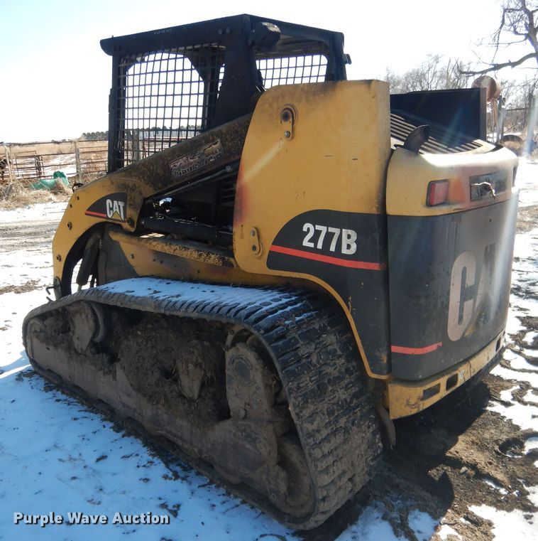 image for item DG5894 2004 Caterpillar 277B skid steer