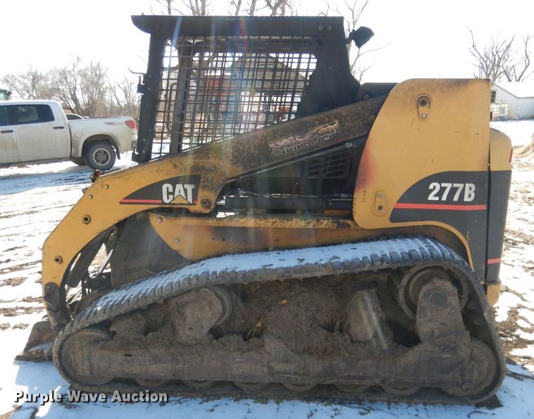 image for item DG5894 2004 Caterpillar 277B skid steer