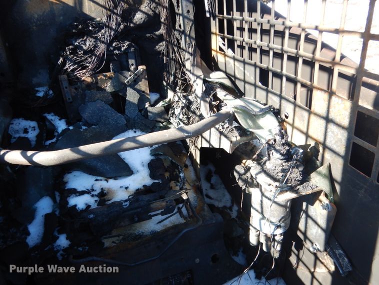 image for item DG5894 2004 Caterpillar 277B skid steer