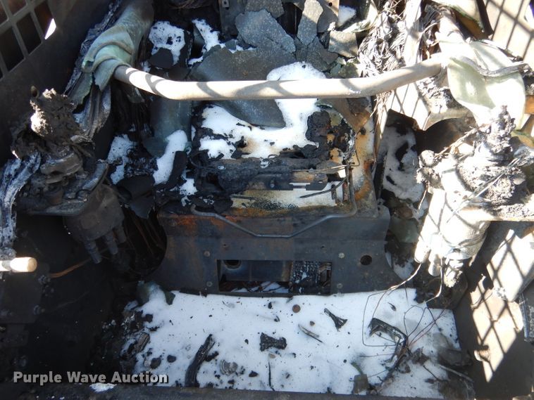 image for item DG5894 2004 Caterpillar 277B skid steer