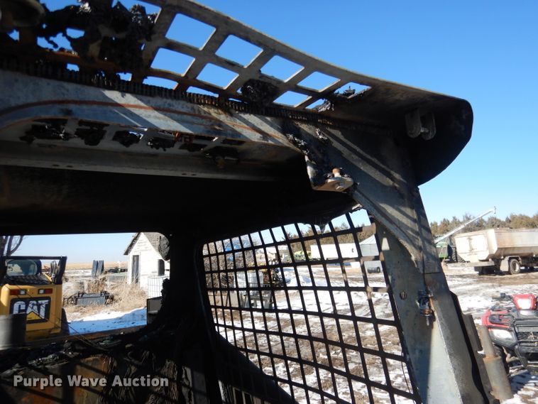 image for item DG5894 2004 Caterpillar 277B skid steer