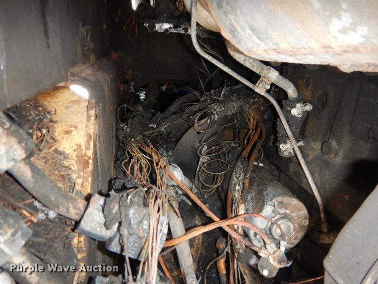 image for item DG5894 2004 Caterpillar 277B skid steer