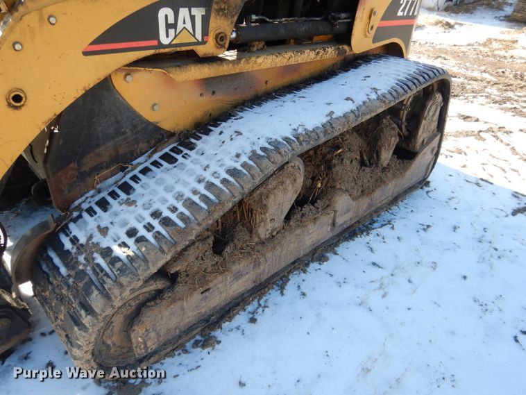 image for item DG5894 2004 Caterpillar 277B skid steer