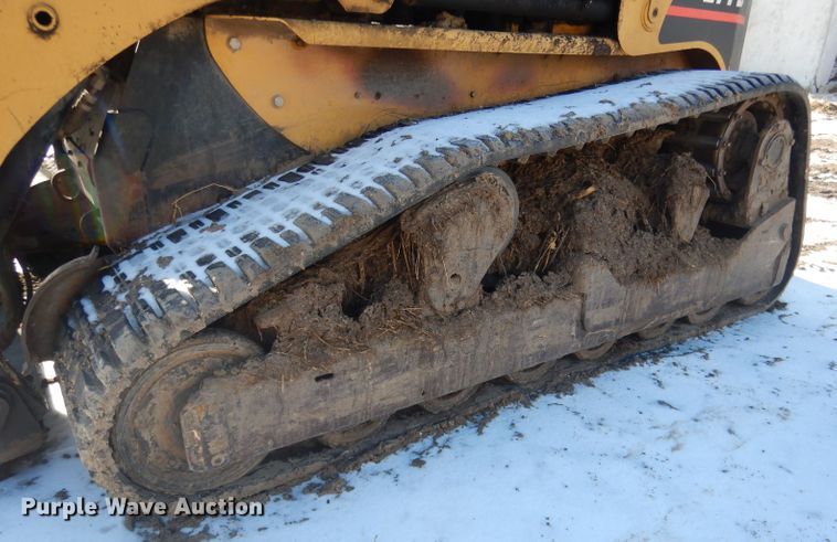 image for item DG5894 2004 Caterpillar 277B skid steer