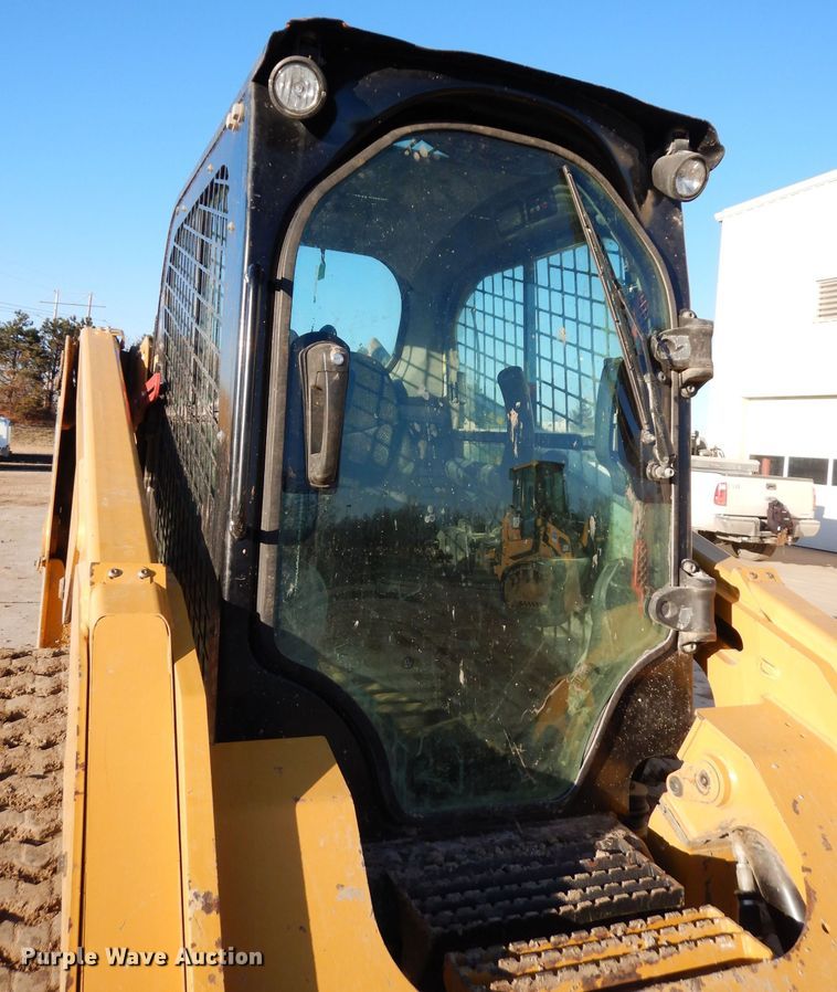 image for item DG6301 2015 Caterpillar 279D skid steer