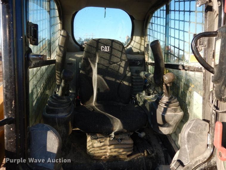 image for item DG6301 2015 Caterpillar 279D skid steer