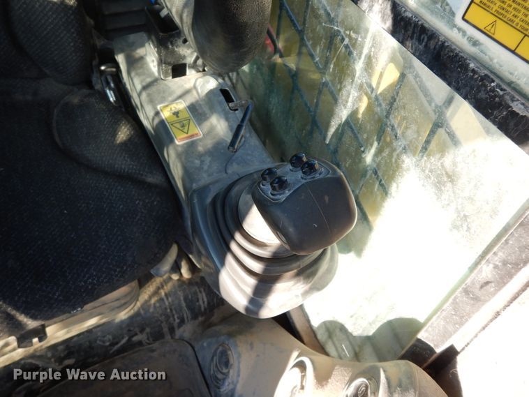 image for item DG6301 2015 Caterpillar 279D skid steer