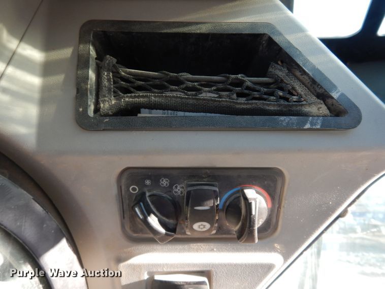 image for item DG6301 2015 Caterpillar 279D skid steer