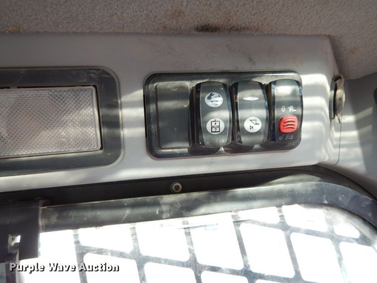 image for item DG6301 2015 Caterpillar 279D skid steer